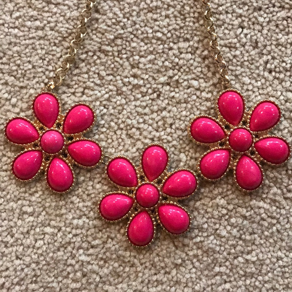 gold and pink necklace